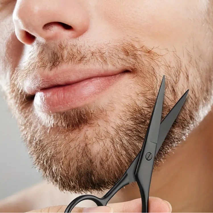 Petit Ciseaux à Barbe